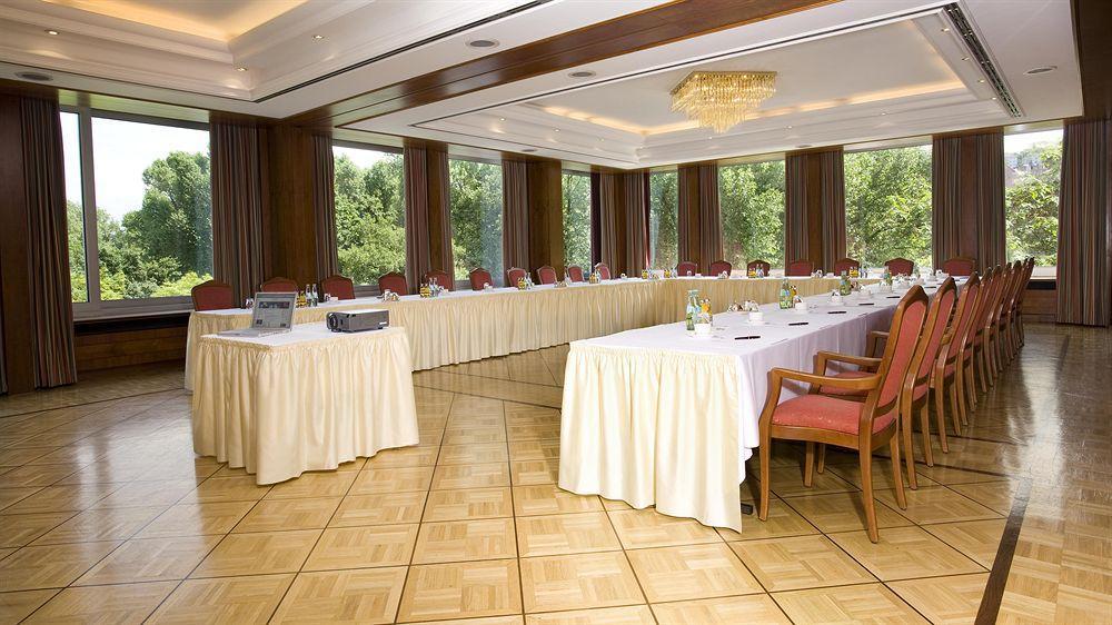 Althoff Am Schlossgarten 5*