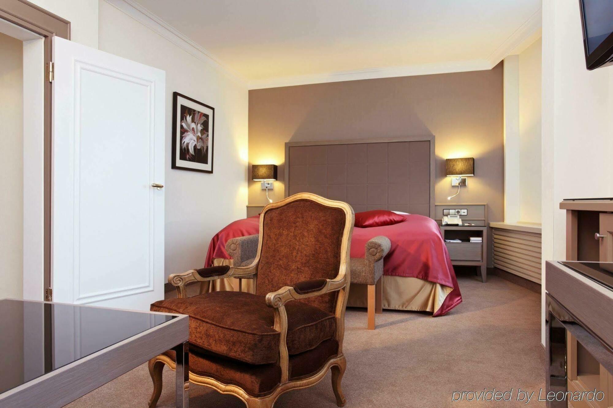 Hotel Althoff Am Schlossgarten 5*
